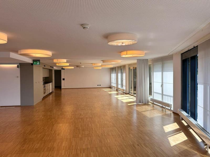 Moderne Gewerbefläche an zentraler Lage - Ihr Erfolgsstandort (2)