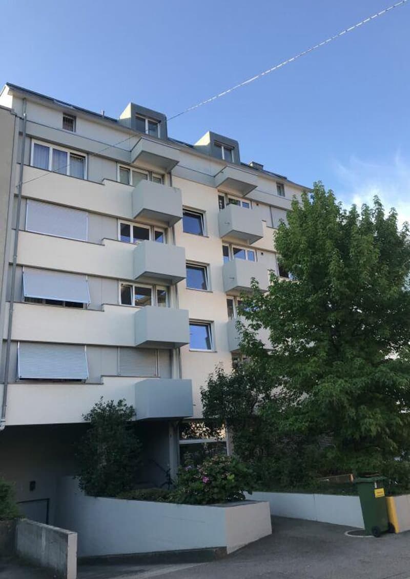 Parcheggio esterno in Länggasse (1)