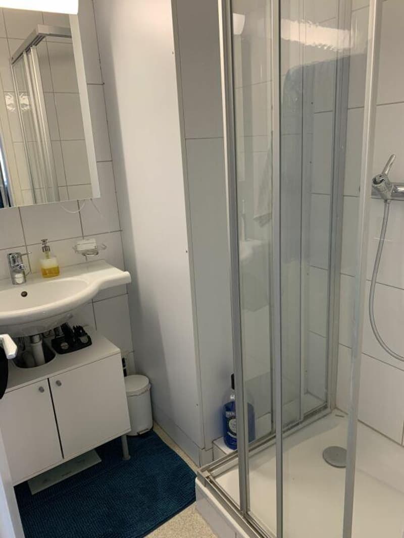 4-Bedroom Apartment in Central Location (2)