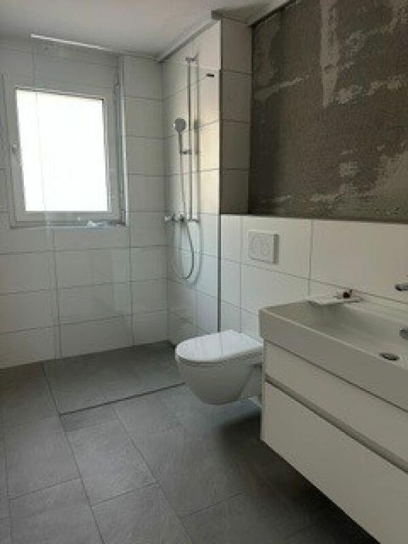 Grosszügige 3.5-Zimmerwohnung nähe Lyssbach (4)