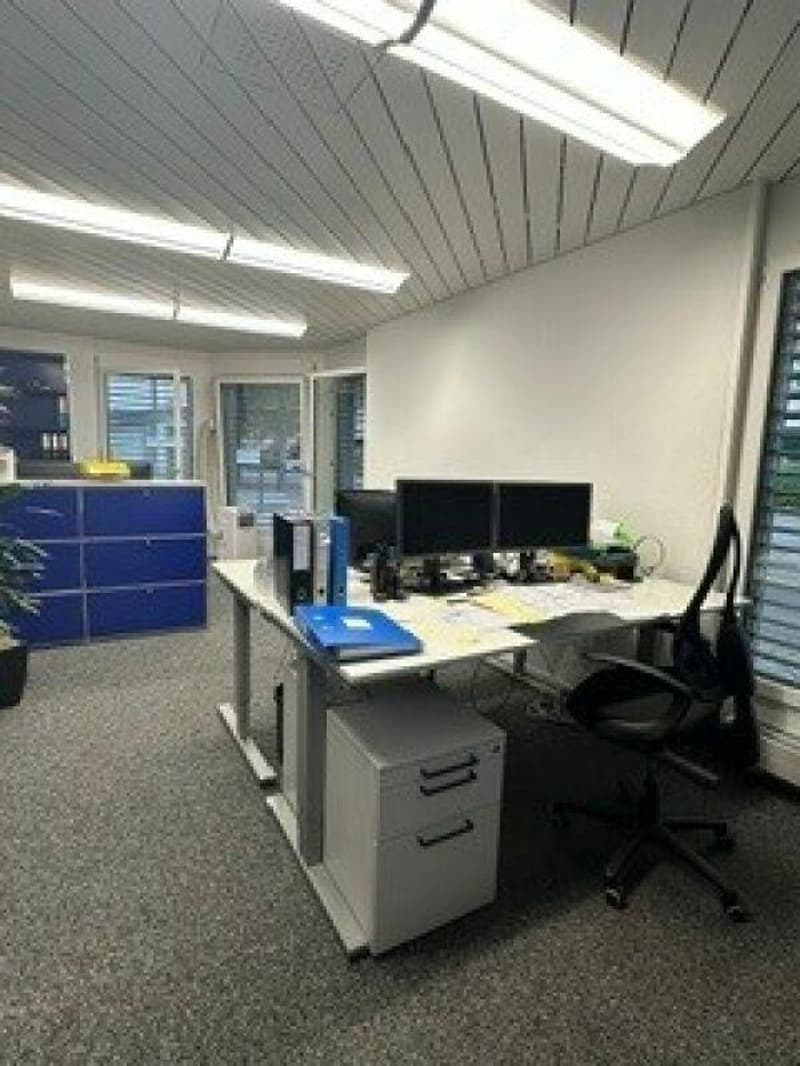 Büro-/Praxisräume mit Schaufensterfront (4)