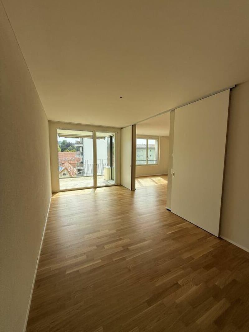 Helle 2.5 Zimmerwohnung in Burgdorf zu vermieten (7)