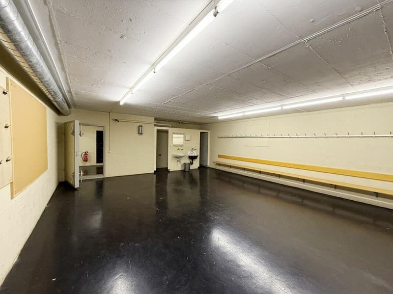 Vielseitige Lagerfläche in Bern zu vermieten (3)