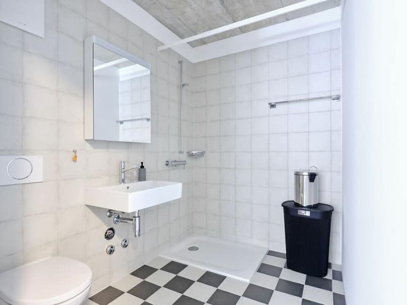 Moderne Studiowohnung mit Sitzplatz (4)