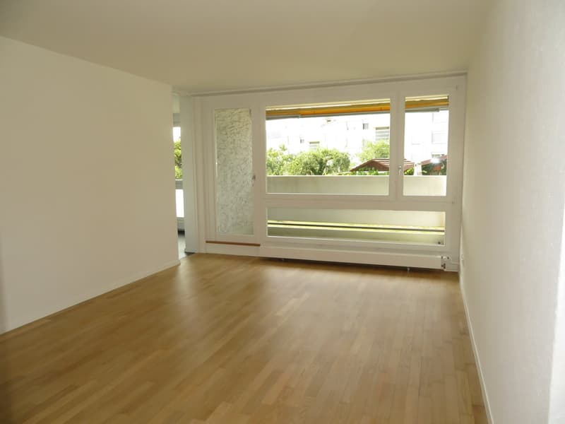 Moderne 3.5-Zimmer-Wohnung mit Gartensitzplatz in Urtenen-Schönbühl (4)