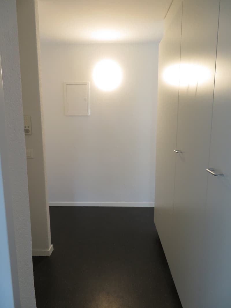 Moderne 3.5-Zimmer-Wohnung mit Gartensitzplatz in Urtenen-Schönbühl (8)
