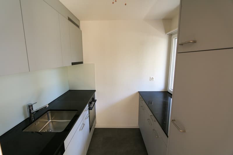 Helle 3.5-Zimmer-Wohnung in Rüfenacht BE – frisch renoviert und sofort verfügbar (1)