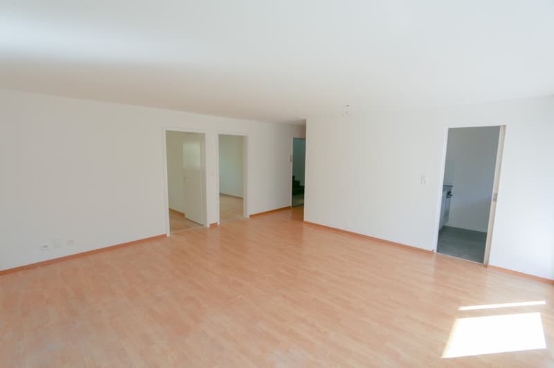 Helle 3.5-Zimmer-Wohnung in Rüfenacht BE – frisch renoviert und sofort verfügbar (8)