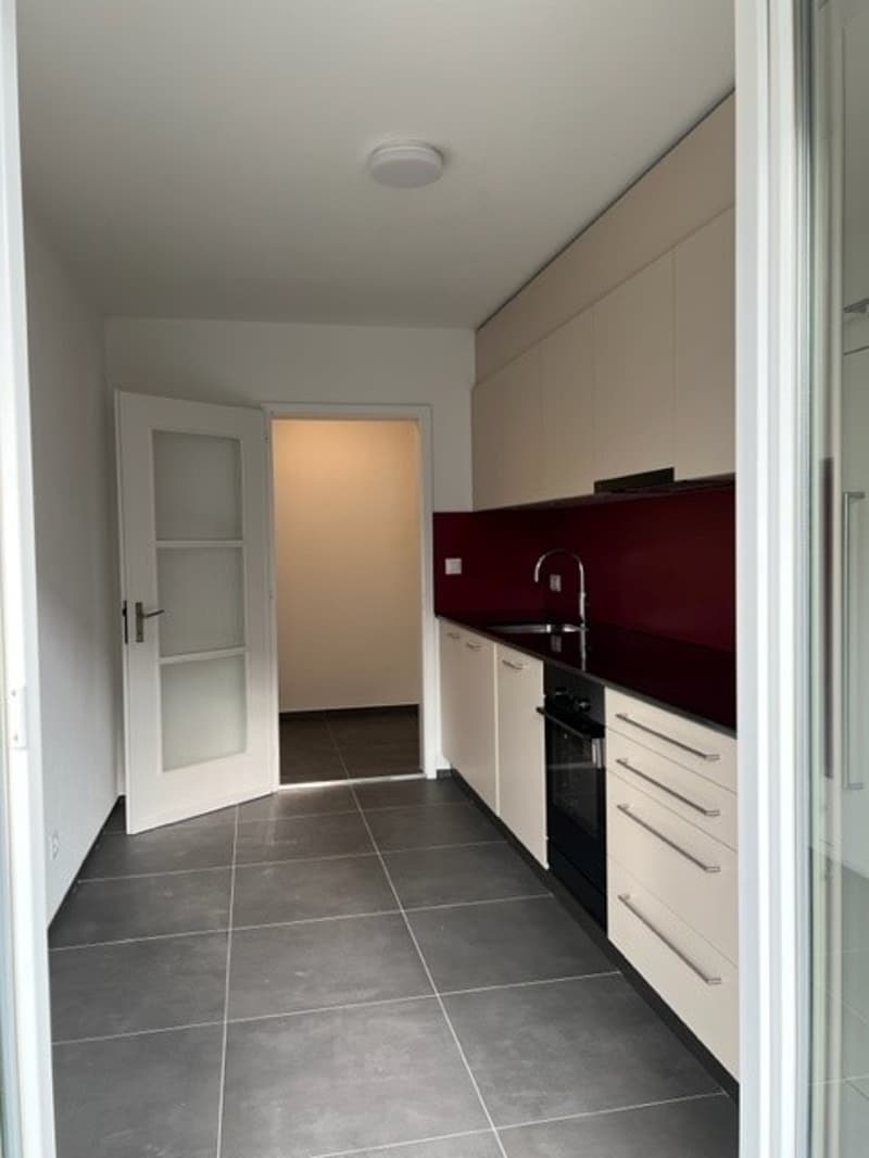 Helle 3-Zimmer-Wohnung an der Mittelstrasse in Bern – ab sofort verfügbar! (4)