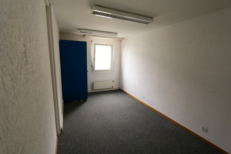 Ladenlokal im Zentrumsplatz, Urtenen-Schönbühl (6)