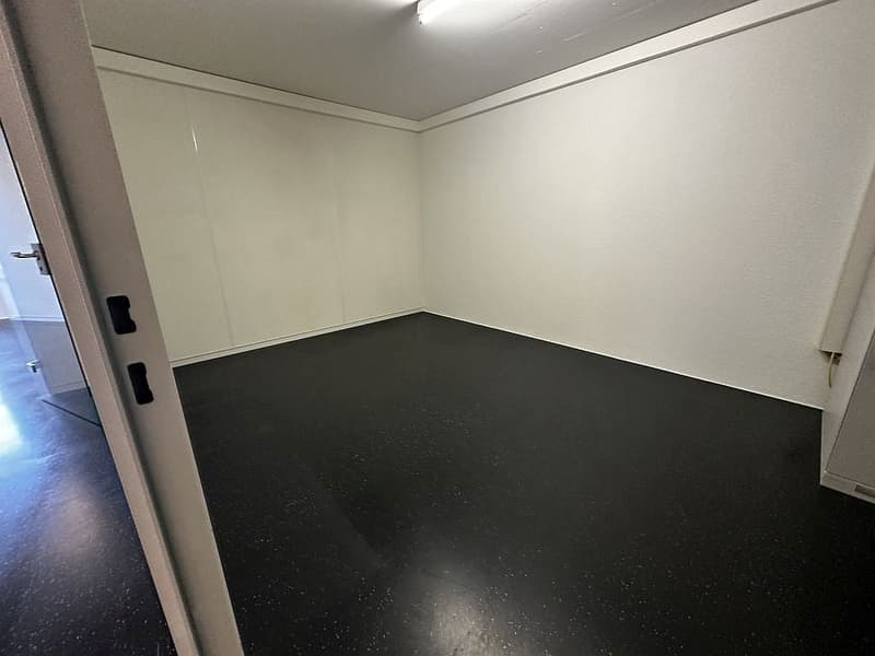 Gewerberaum / Büro, Parterre (6)