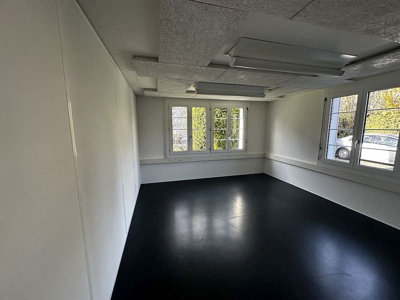 Gewerberaum / Büro, Parterre (8)