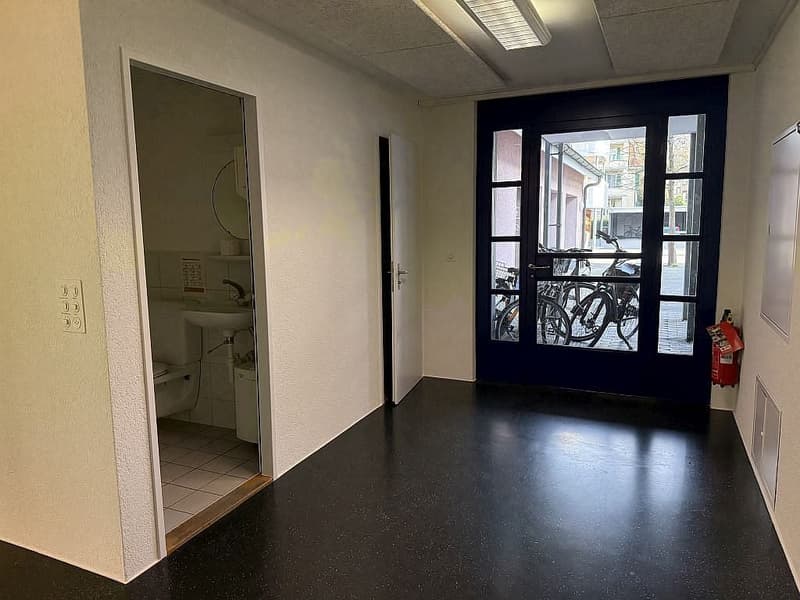 Gewerberaum / Büro, Parterre (4)