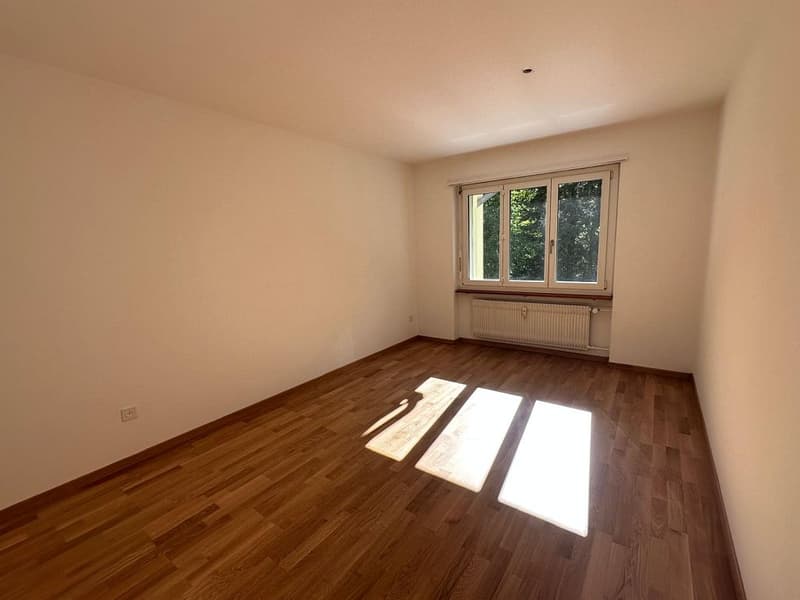 3-Bedroom Apartment, 1st Floor Left (6)