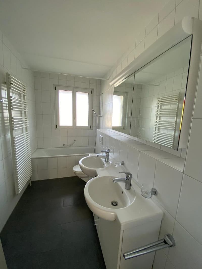 Attractive living in beautiful Muri-Gümligen (2)