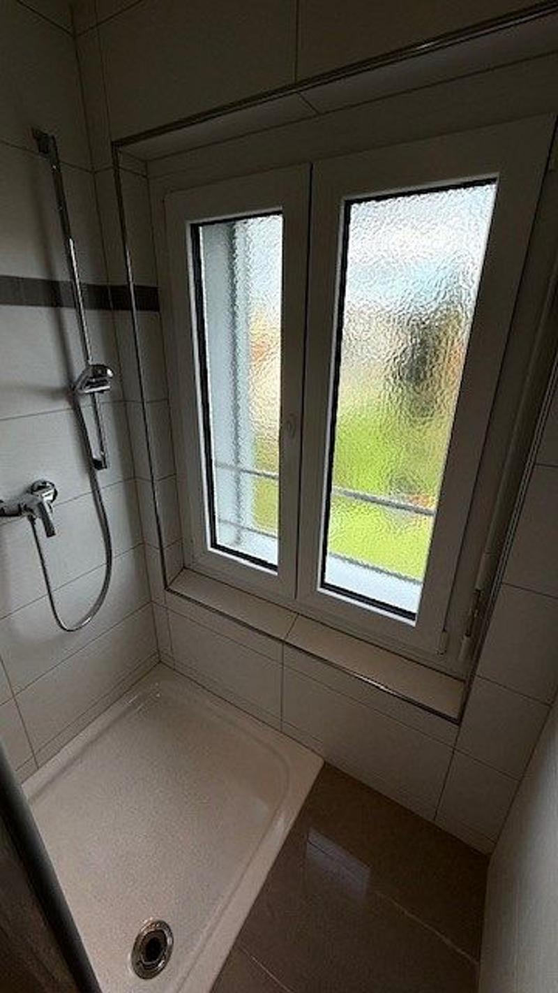 Delizioso appartamento di 2 camere - nel centro di Biel/Bienne (8)