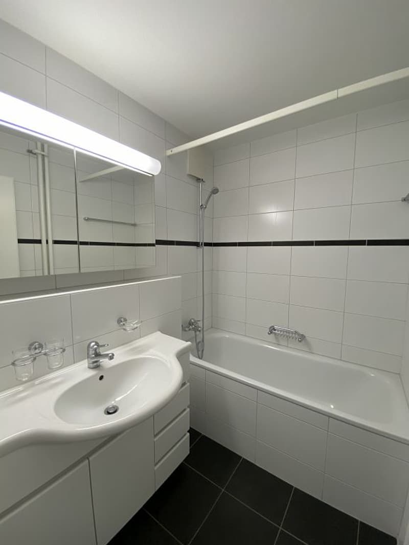 3 1/2-Zimmerwohnung, 2. Stock rechts (7)