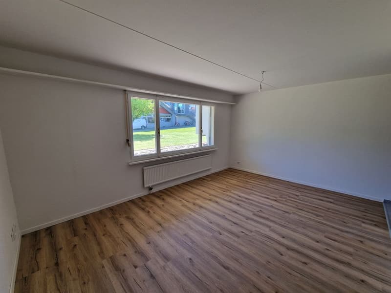 Appartement 1 pièce, rez-de-chaussée milieu (3)