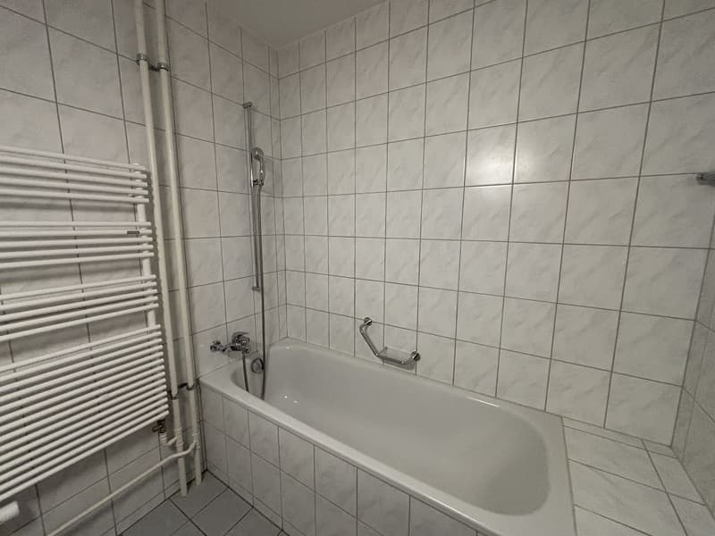 3-Bedroom Apartment, Ground Floor Left (7)