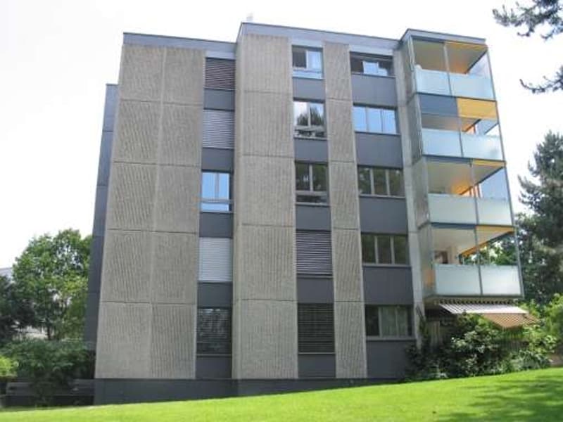 Hallenplatz Nr. 48 (1)