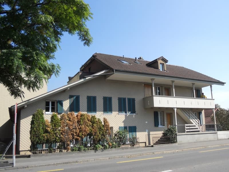 Appartamento 4 camere, 1° piano a destra (1)