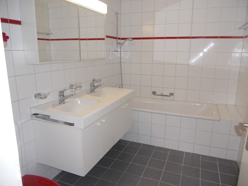 Appartamento 4 camere, 1° piano a destra (4)