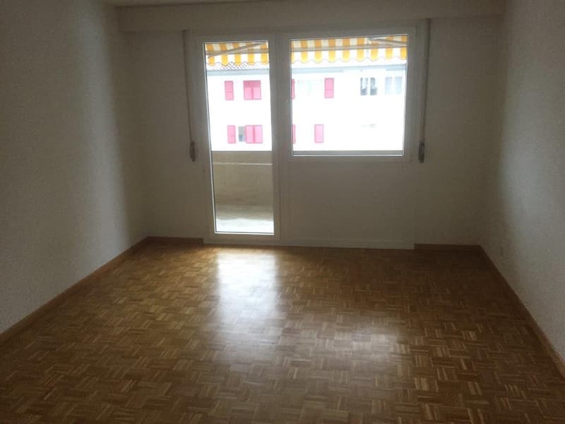 3 1/2-room apartment, 2nd floor left (5)