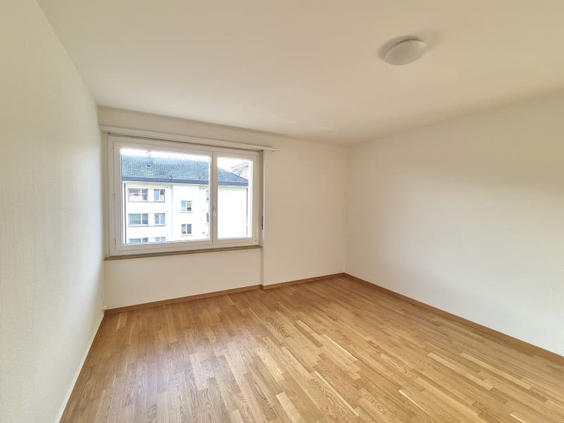 4-Bedroom Apartment, 4th Floor Right (4)