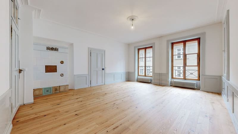 Wir bieten Ihnen exklusives Wohngefühl an einer von Berns besten Adressen. Geniessen Sie historisches Ambiente, kombiniert mit neuestem Ausbaustandard auf höchstem Niveau. (7)