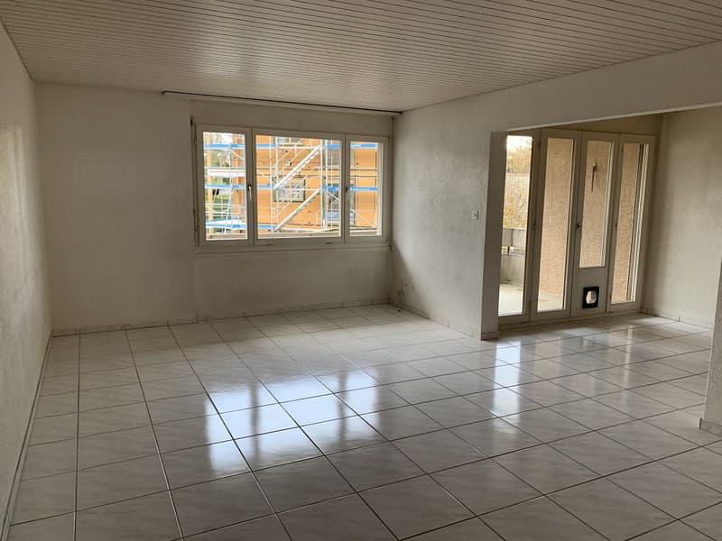 Appartamento di 4 locali e mezzo, 1° piano (4)
