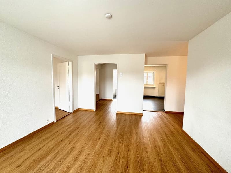 Sanierte 3-Zimmerwohnung, 2. Stock rechts (5)