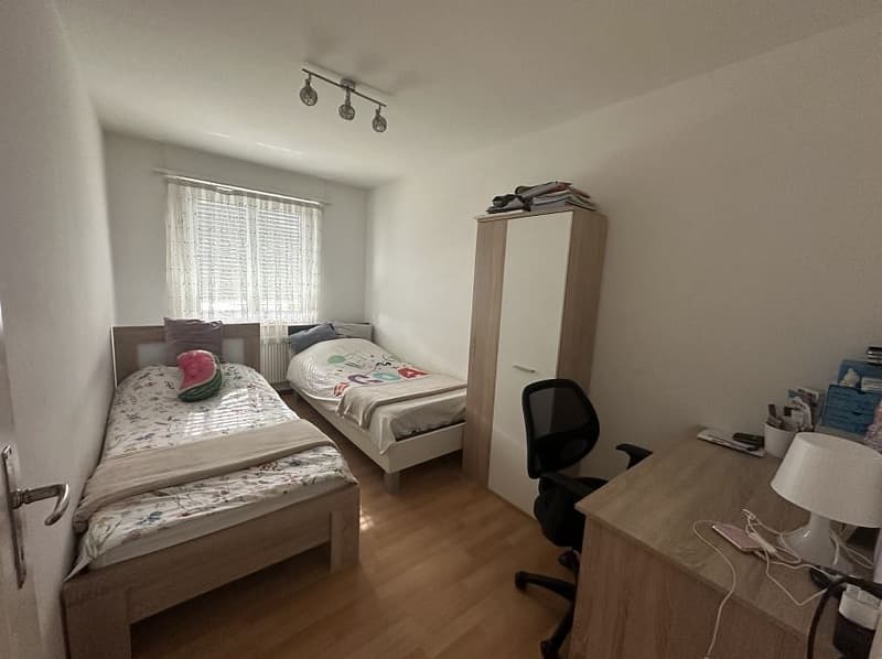 Appartamento di 3 camere al 1° piano sinistro (5)