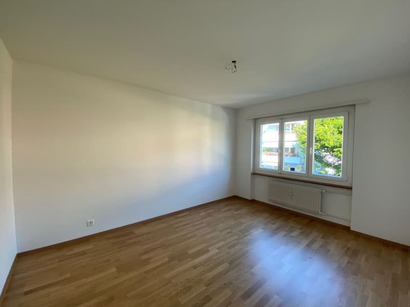 Appartamento moderno 3 locali con balcone (4)