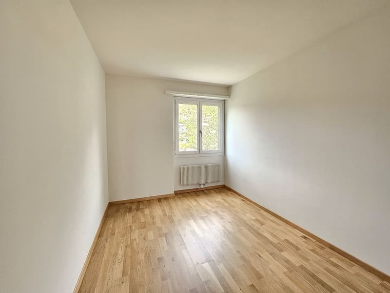 3 1/2-Zimmerwohnung, Parterre rechts (6)