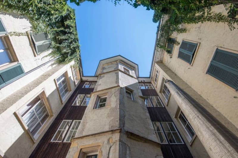 Locale commerciale di 46 m2 con vetrina in affitto (2)