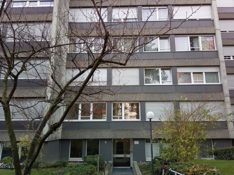 Hallenplatz Nr. 79 (1)