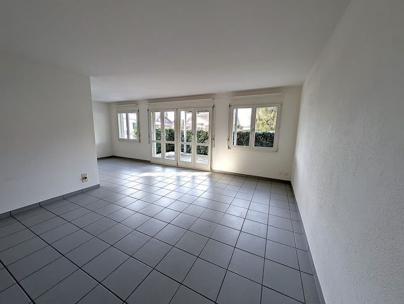 Appartamento 3 camere, piano terra destra (4)