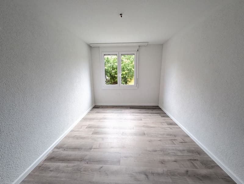 3.5-Zimmerwohnung, Parterre rechts (7)