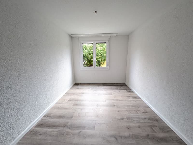 3.5-Zimmerwohnung, Parterre rechts (7)