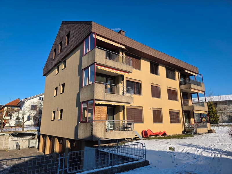 3.5-Zimmerwohnung, Parterre rechts (1)