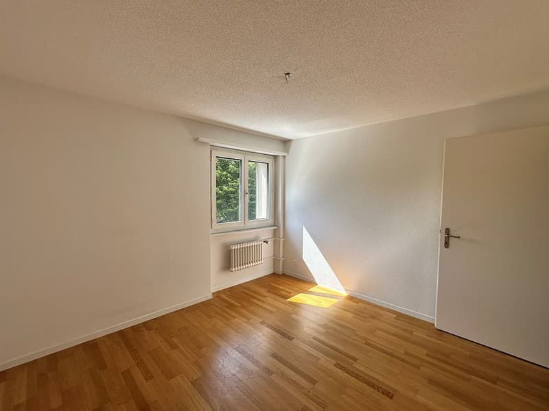4 1/2-room apartment, 1st floor right (5)