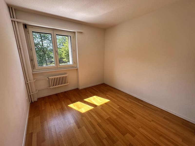 4 1/2-room apartment, 1st floor right (6)