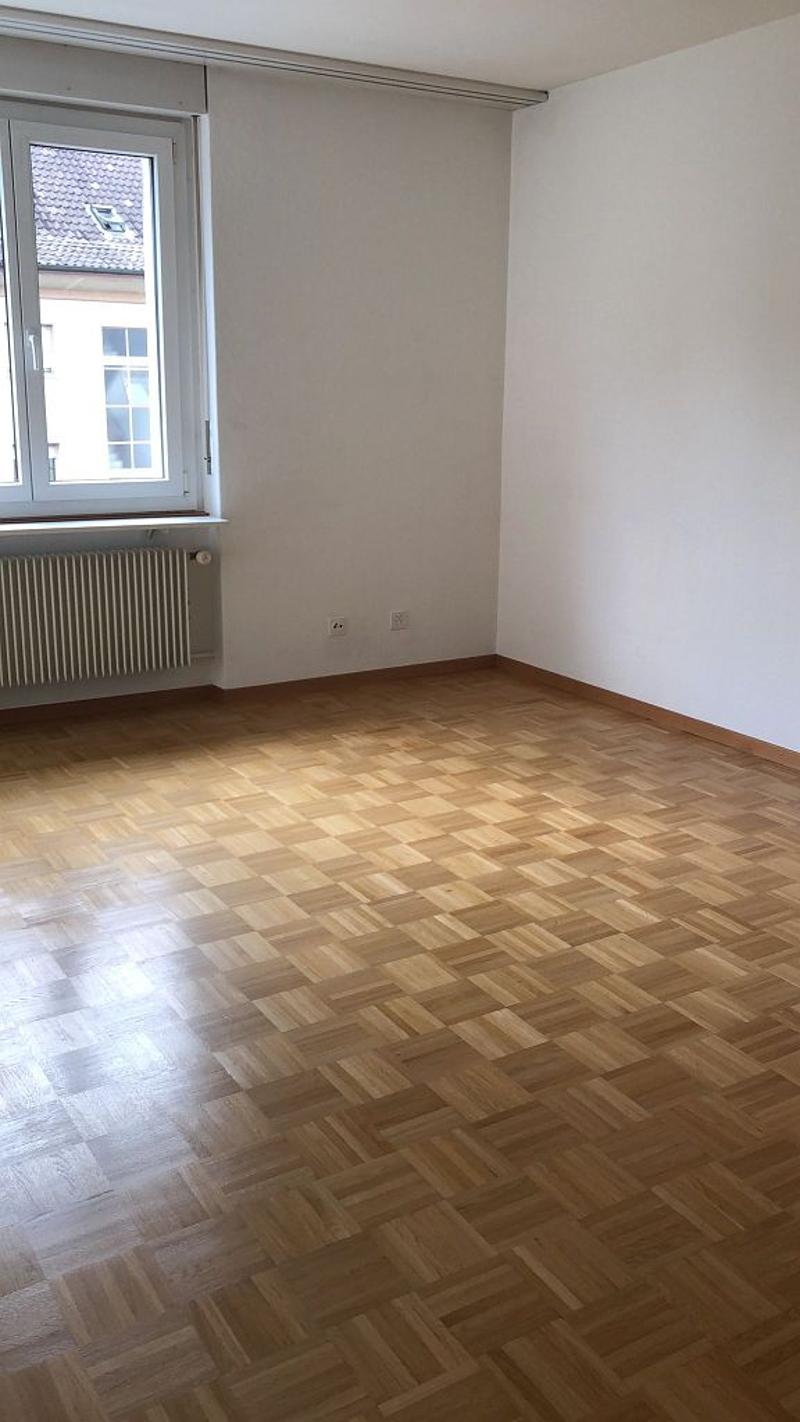 1-Zimmerwohnung, 3. Stock mitte (4)