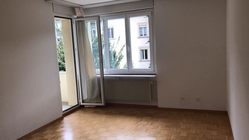 1-Zimmerwohnung, 3. Stock mitte (3)