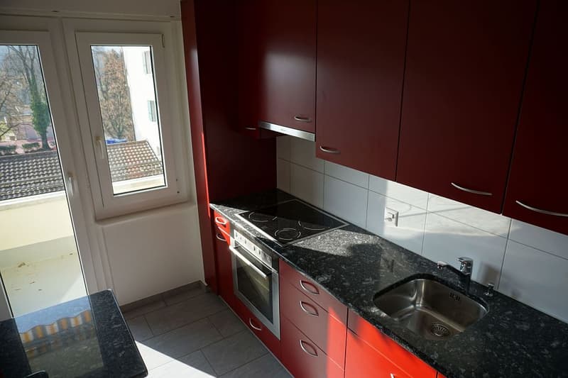 Appartement 2 pièces, 2e étage en centre (2)