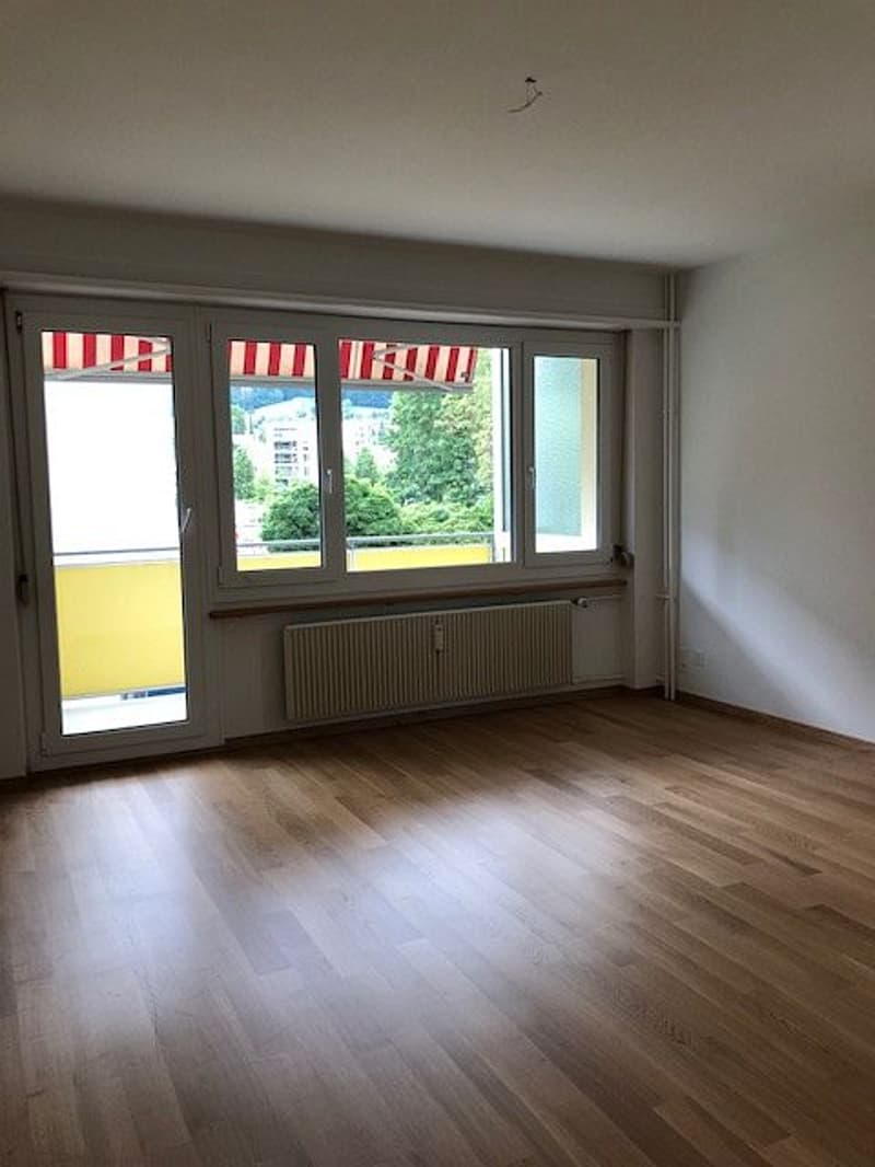 3-bedroom apartment, 1st floor left (4)