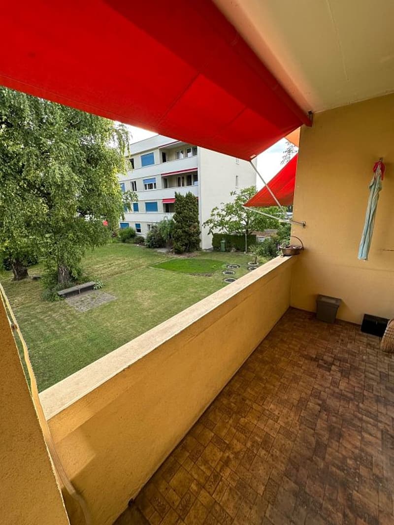 3-bedroom apartment, 1st floor right (6)
