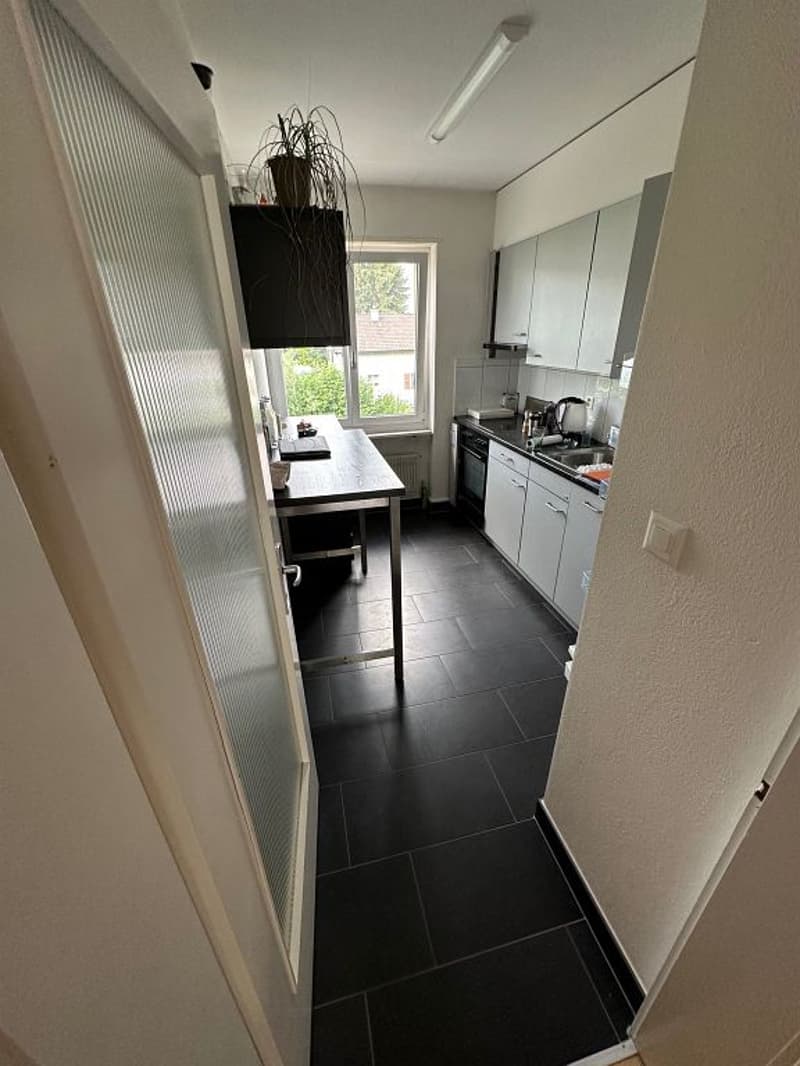 3-bedroom apartment, 1st floor right (2)