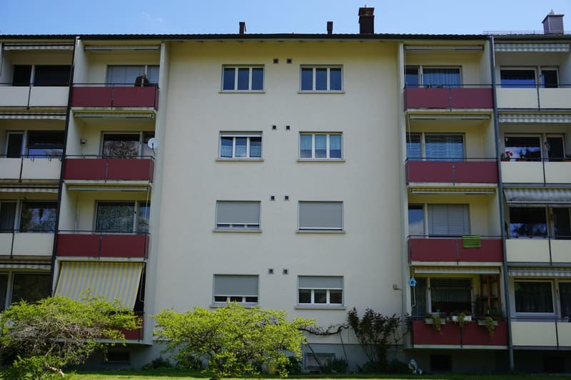 Hallenplatz Nr. 27 (1)