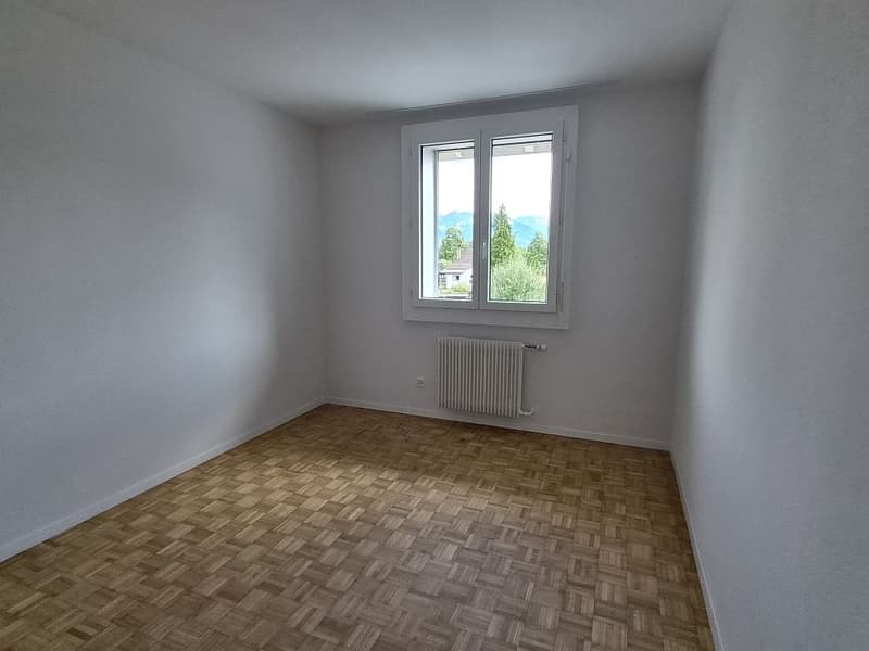 4-Bedroom Apartment, 2nd Floor Left (5)